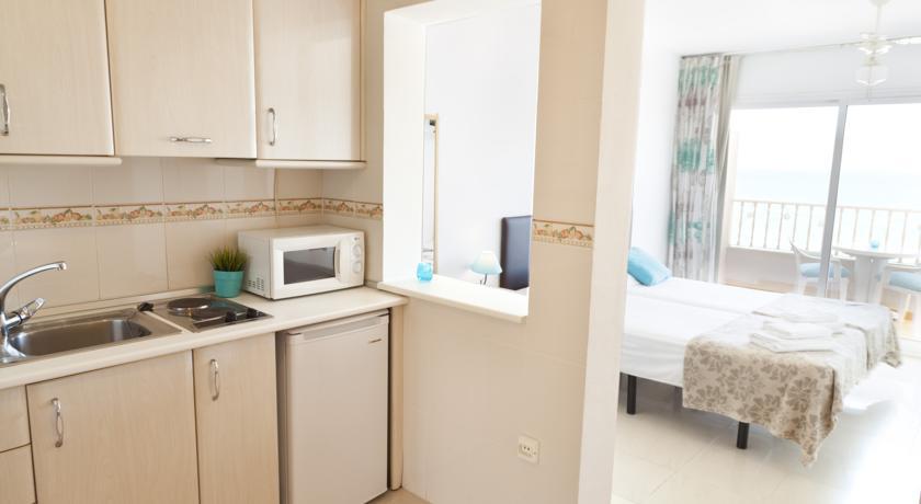 Apartamentos Carolina Torremolinos Cameră foto
